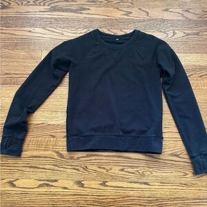 Lululemon women’s sweatshirt